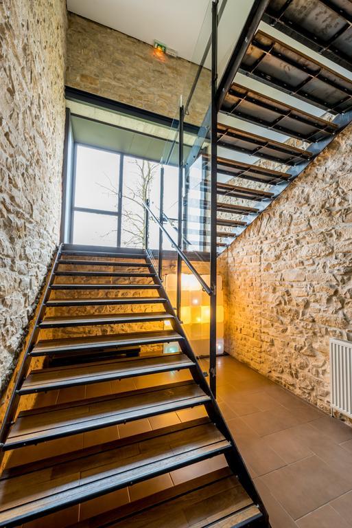 Domaine Des Sequoias - Les Collectionneurs Hotel Ruy-Montceau Luaran gambar