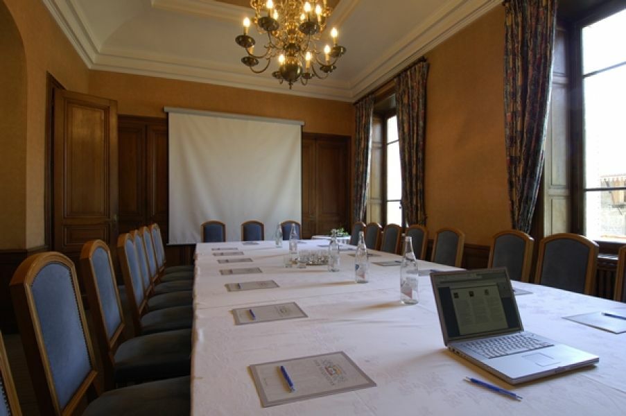 Domaine Des Sequoias - Les Collectionneurs Hotel Ruy-Montceau Luaran gambar